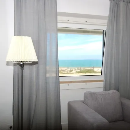 28 House Island - Ocean View, Patio With Barbecue, Perfect Location Semesterbostad *